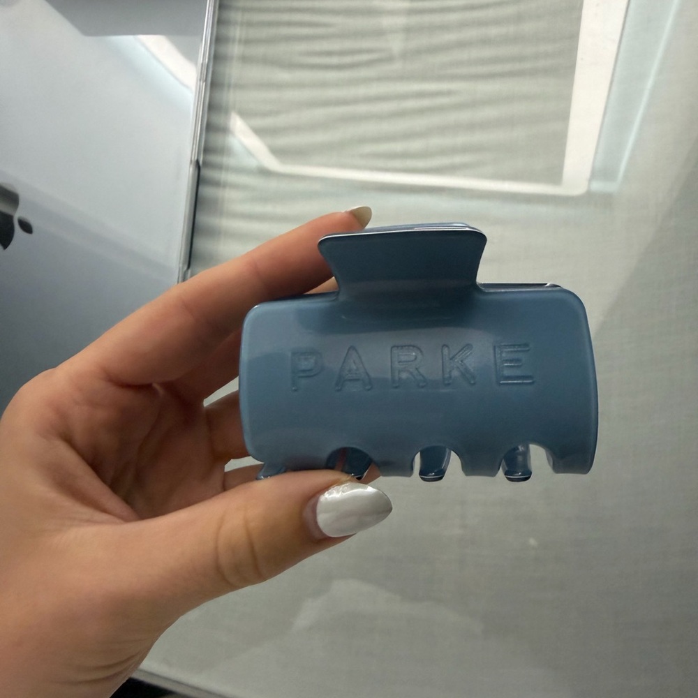 Parke Matte Slate Blue Hair Claw